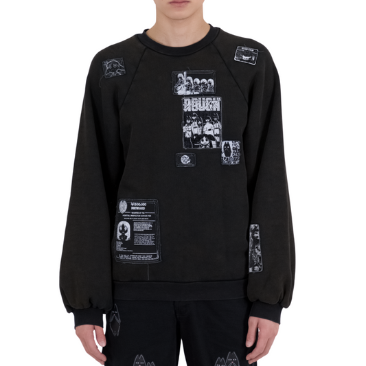 Patched Raglan Sweatshirt